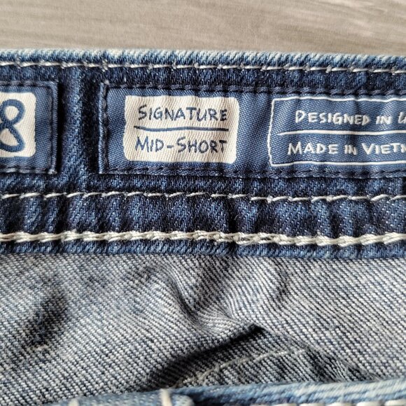 MISS ME LOW RISE SHORTS BEDAZZLED RHINESTONES AMERICAN FLAG SIZE 28 DISTRESSED - Picture 7 of 13